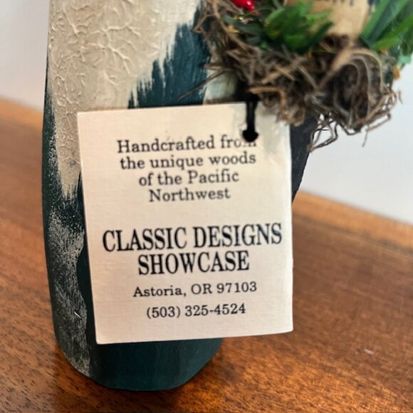 Hand Carved Wood Sno-Flake Santa by Classic Designs Astoria OR - Picture 7 of 8